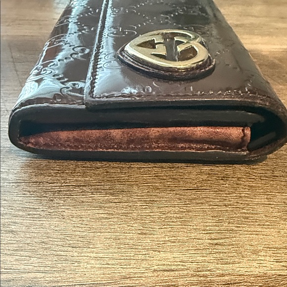 Gucci Chocolate Embossed wallet - Picture 6 of 8